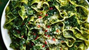 Hella Green Pasta: An Easy Way to Make Greens Delicious 1 Hella Green Pasta: An Easy Way to Make Greens Delicious - Hella Green Pasta midia 1
