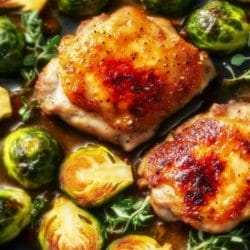 High-Protein Chicken Thighs with Roasted Sprouts 5 High-Protein Chicken Thighs with Roasted Sprouts - High Protein Baked Chicken Thighs with Brussels Sprouts midia