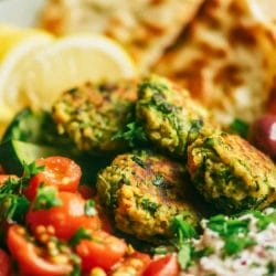 Quick High-Protein Vegan Courgette Falafel Bowl 5 Quick High-Protein Vegan Courgette Falafel Bowl - High Protein Vegan Courgette Falafel midia