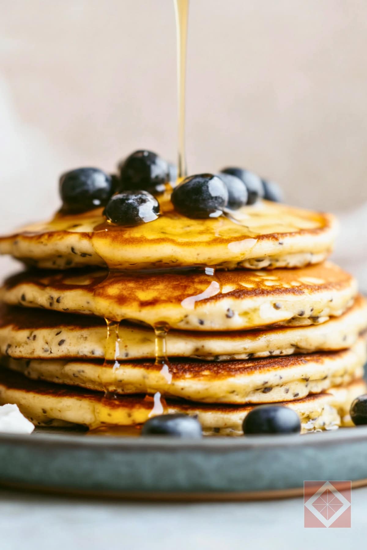 High-Protein Vegan Pancakes with Silken Tofu 3 High-Protein Vegan Pancakes with Silken Tofu - High Protein Vegan Pancakes pin 1 midia
