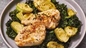 Lemon Chicken with Artichokes & Kale for DASH Diet 1 Lemon Chicken with Artichokes & Kale for DASH Diet - Lemon Chicken with Artichokes and Crispy Kale midia