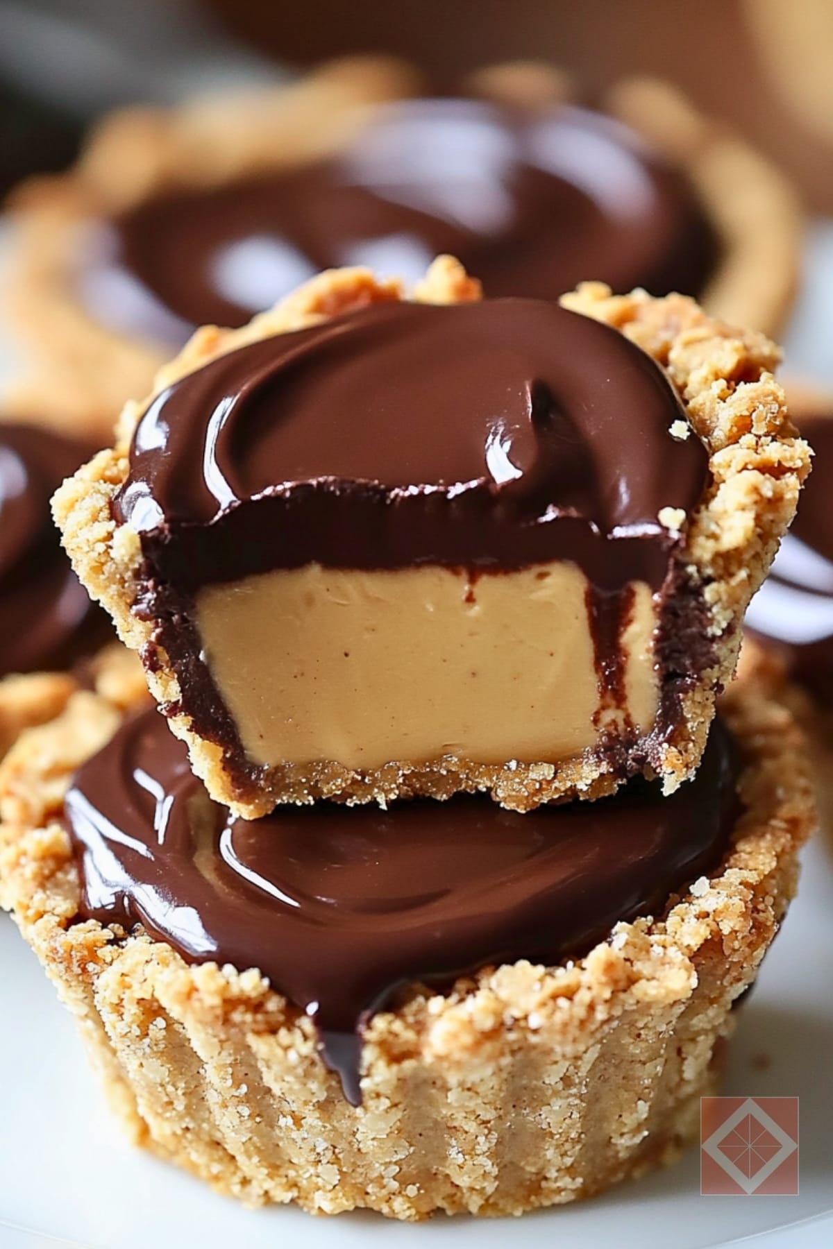 Easy Mini Chocolate Peanut Butter Pies Dessert Recipe Without Baking 3 Easy Mini Chocolate Peanut Butter Pies Dessert Recipe Without Baking - Mini Chocolate Peanut Butter Pies Dessert pin 1 midia