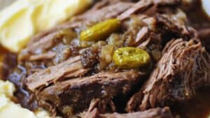 Mississippi Pot Roast (Keto-Friendly & Full of Flavor) 1 Mississippi Pot Roast (Keto-Friendly & Full of Flavor) - Mississippi Pot Roast Recipe midia