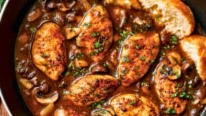 30 Min Balsamic Mushroom Chicken Recipe in One Pan 1 30 Min Balsamic Mushroom Chicken Recipe in One Pan - One Skillet Balsamic Mushroom Braised Chicken midia