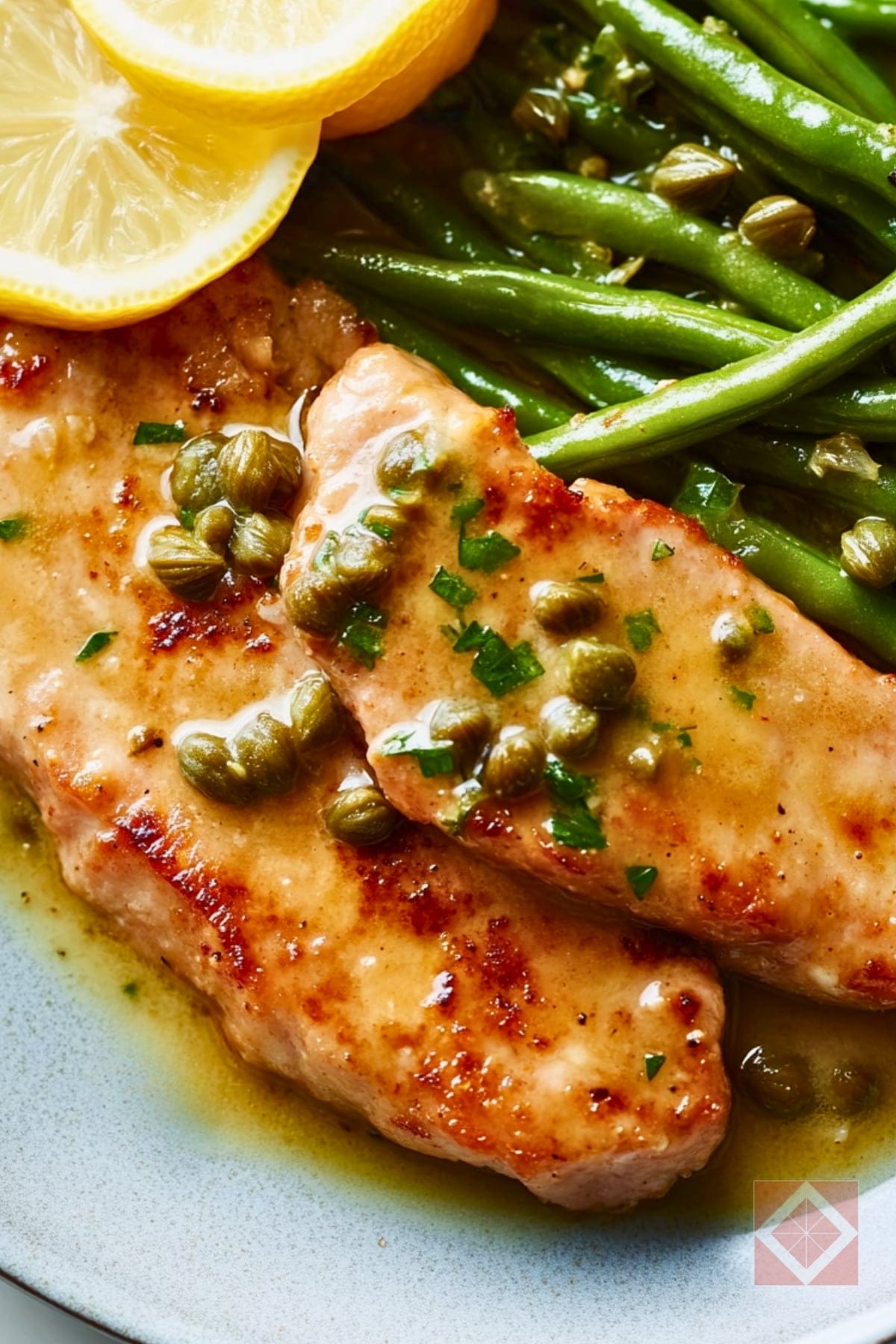 Best Pan-Seared Pork Cutlets with Lemon-Caper Green Beans for Two One-Pot Recipe 3 Best Pan-Seared Pork Cutlets with Lemon-Caper Green Beans for Two One-Pot Recipe - Pan Seared Pork Cutlets with Lemon Caper Green Beans pin 2 midia