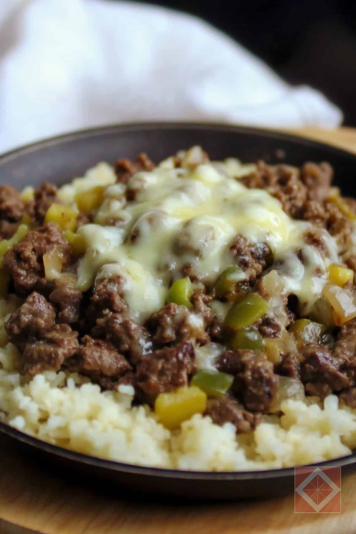 Philly Cheesesteak Skillet (Keto-Friendly & Seriously Satisfying) 4 Philly Cheesesteak Skillet (Keto-Friendly & Seriously Satisfying) - Philly Cheesesteak Skillet pin 2 midia