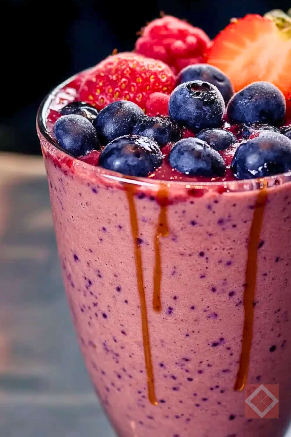 This Keto Protein Smoothie Tastes Like Dessert But Keeps You in Fat-Burning Mode 5 This Keto Protein Smoothie Tastes Like Dessert But Keeps You in Fat-Burning Mode - Protein Smoothie pin 3 midia