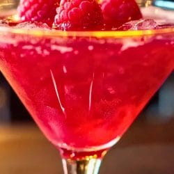 This Keto Raspberry Cocktail Is Kinda Fancy, Super Refreshing, and Totally Guilt-Free 5 This Keto Raspberry Cocktail Is Kinda Fancy, Super Refreshing, and Totally Guilt-Free - Raspberry Cocktail midia