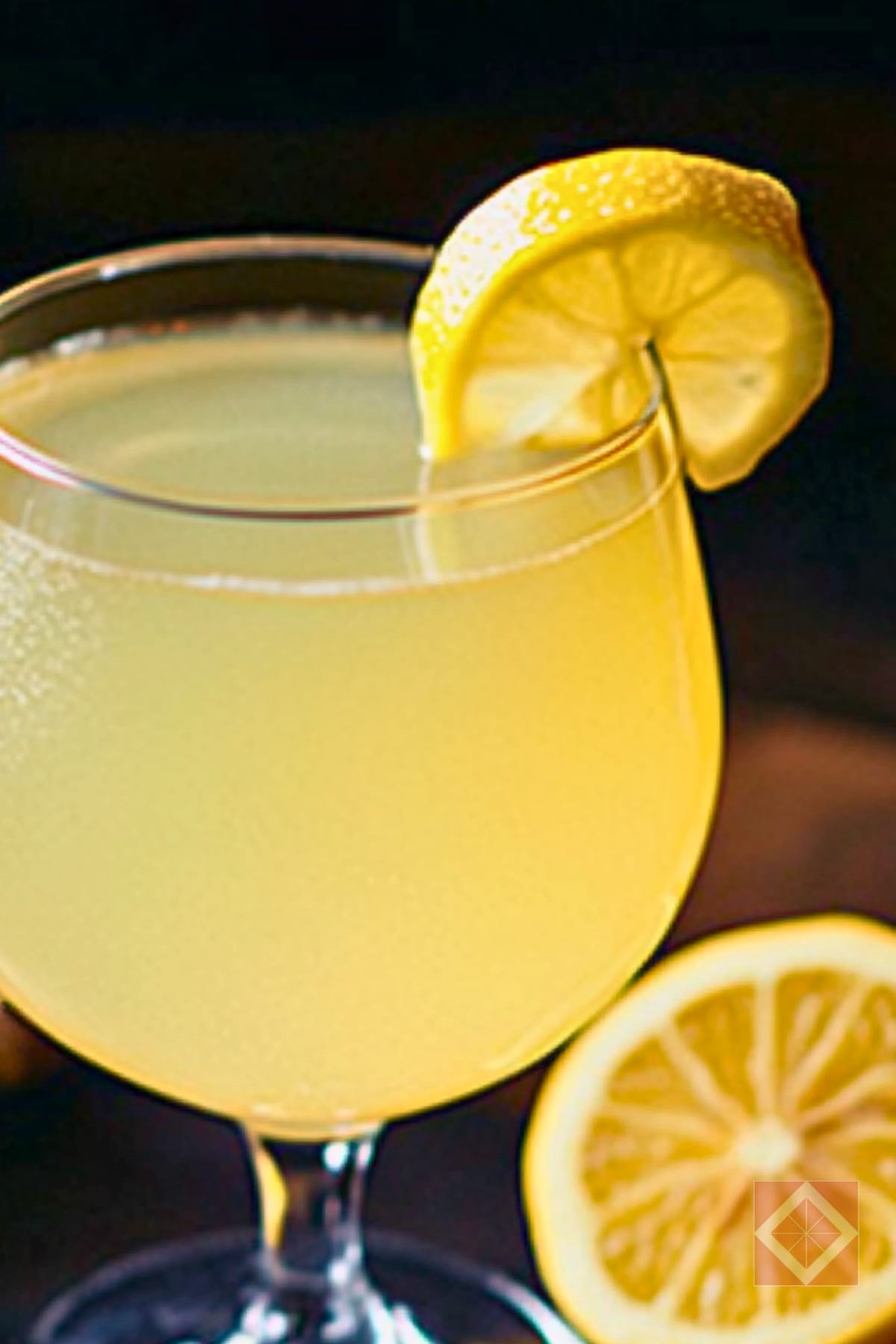 12 Spritzer, Wine & Sake Cocktails That Feel High-End But Take Almost No Effort 8 12 Spritzer, Wine & Sake Cocktails That Feel High-End But Take Almost No Effort - Sake Hot Toddy pin 1 midia