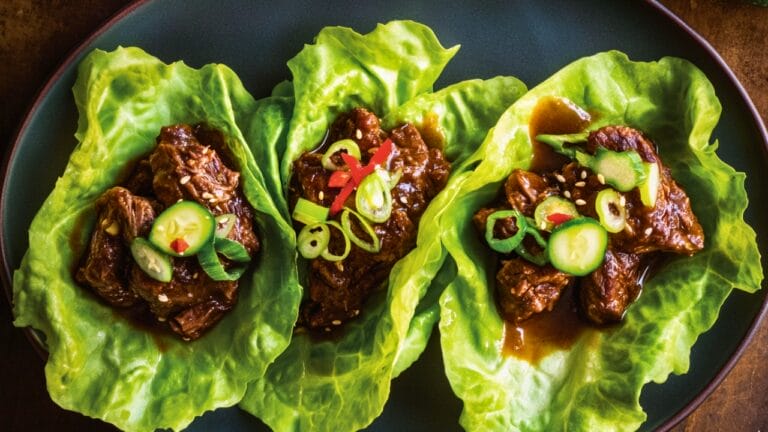 Easy Shredded Beef Lettuce Wraps with Pickled Cucumber & Bean Sprouts 10 Easy Shredded Beef Lettuce Wraps with Pickled Cucumber & Bean Sprouts - Shredded Beef Lettuce Wraps with Pickled Cucumber and Bean Sprouts One Pot midia