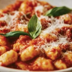 High-Protein Tofu Gnocchi with Simple Italian Tomato Sauce 5 High-Protein Tofu Gnocchi with Simple Italian Tomato Sauce - Soft Chewy Tofu Gnocchi in Rich Tomato Sauce midia