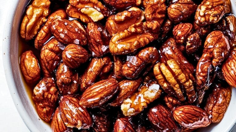 Spiced Maple Nuts for Guilt-Free Snacking 4 Spiced Maple Nuts for Guilt-Free Snacking - Spiced Maple Nuts midia