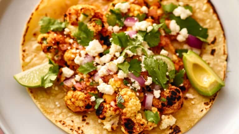 Easy (30 Mins) Spicy Chipotle Cauliflower Tacos for Any Meal 1 Easy (30 Mins) Spicy Chipotle Cauliflower Tacos for Any Meal - Spicy Chipotle Cauliflower Tacos midia