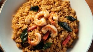 Thai Basil Fried Rice: A Simple, Tasty Dinner 1 Thai Basil Fried Rice: A Simple, Tasty Dinner - Thai Basil Fried Rice midia
