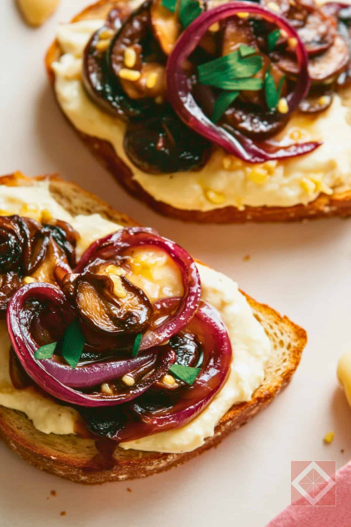 Delicious Vegan Toast with High-Protein Butter Bean Purée 2 Delicious Vegan Toast with High-Protein Butter Bean Purée - Vegan Toast with High Protein Butter Bean Puree pin 1 midia