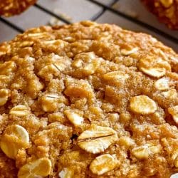 ANZAC Biscuits: A Crisp, Chewy Link to the 1910 Past 5 ANZAC Biscuits: A Crisp, Chewy Link to the 1910 Past - ANZAC Biscuits midia