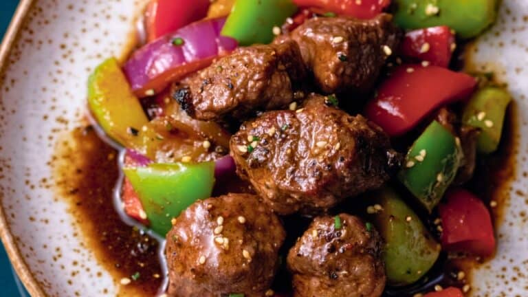 Crave-Worthy Chinese Recipes: Black Pepper Beef 9 Crave-Worthy Chinese Recipes: Black Pepper Beef - Black Pepper Beef midia