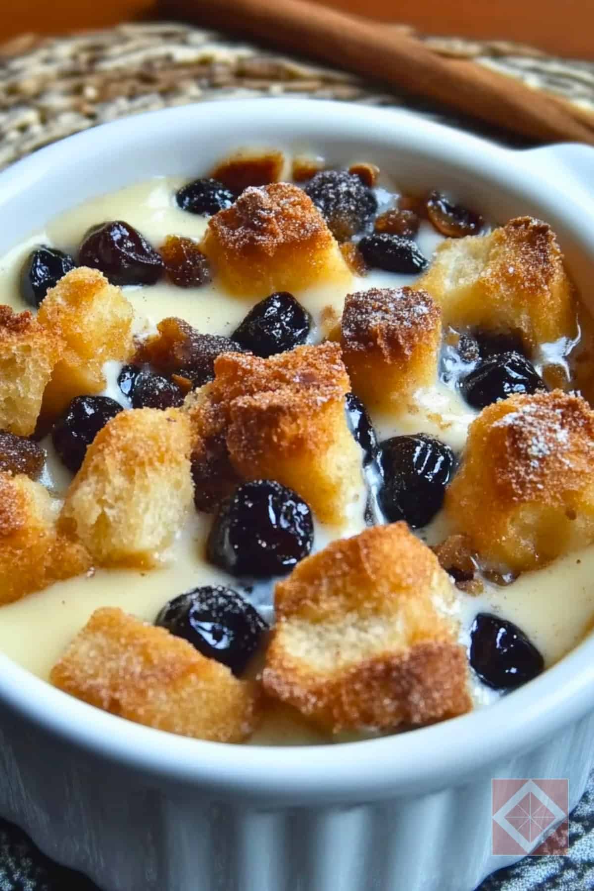 Easy Bread Pudding Recipe Perfect for Leftover Breads 2 Easy Bread Pudding Recipe Perfect for Leftover Breads - Bread Pudding pin 1 midia 1