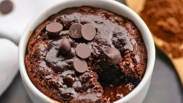 This Healthy Brownie in a Mug? Yeah, It’s My Go-To Late-Night Fix 8 This Healthy Brownie in a Mug? Yeah, It’s My Go-To Late-Night Fix - Brownie in a Mug midia