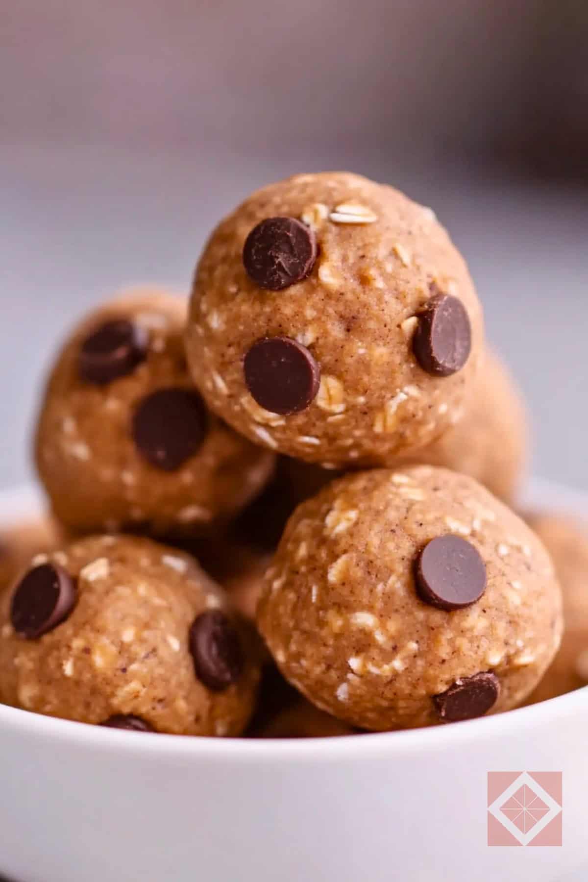 These No-Bake Cookie Dough Bites? Life-Changing, Honestly 3 These No-Bake Cookie Dough Bites? Life-Changing, Honestly - Cookie Dough Bites with Oats pin 1 midia
