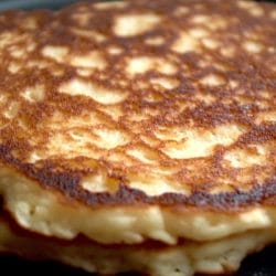 The Forgotten 1940s Pancake Recipe That Makes Magic from Stale Bread 5 The Forgotten 1940s Pancake Recipe That Makes Magic from Stale Bread - Crispy Fluffy Pancakes midia