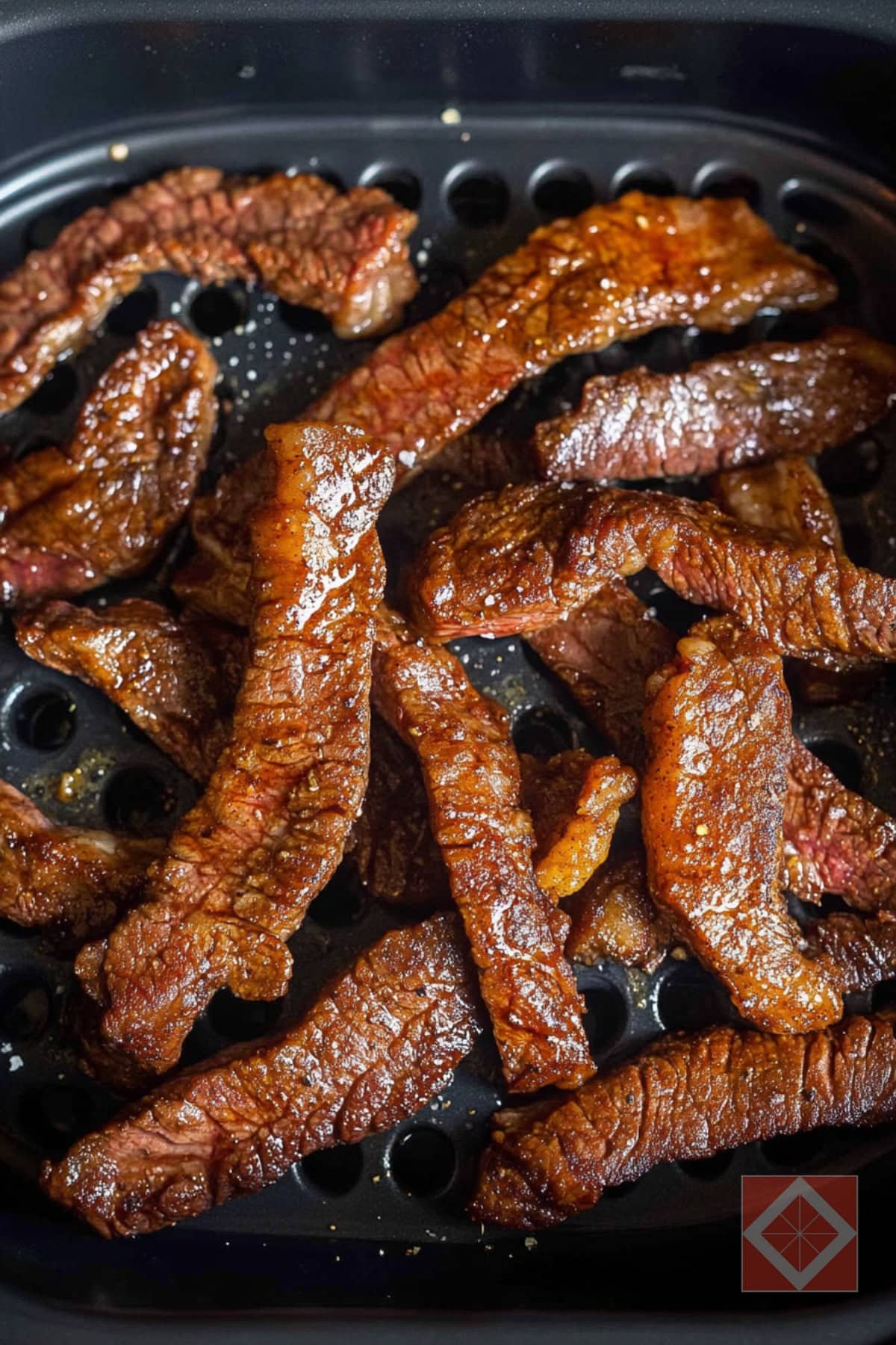 Crispy Steak Strips Air Fryer Recipe for a Flavorful Carnivore Treat 3 Crispy Steak Strips Air Fryer Recipe for a Flavorful Carnivore Treat - Crispy Steak Strips pin 2 midia