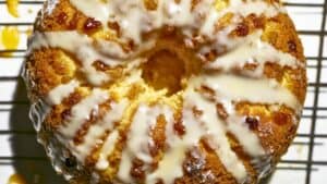 Election Cake: The Yeast-Risen Treat of the 1900s 1 Election Cake: The Yeast-Risen Treat of the 1900s - Election Cake midia