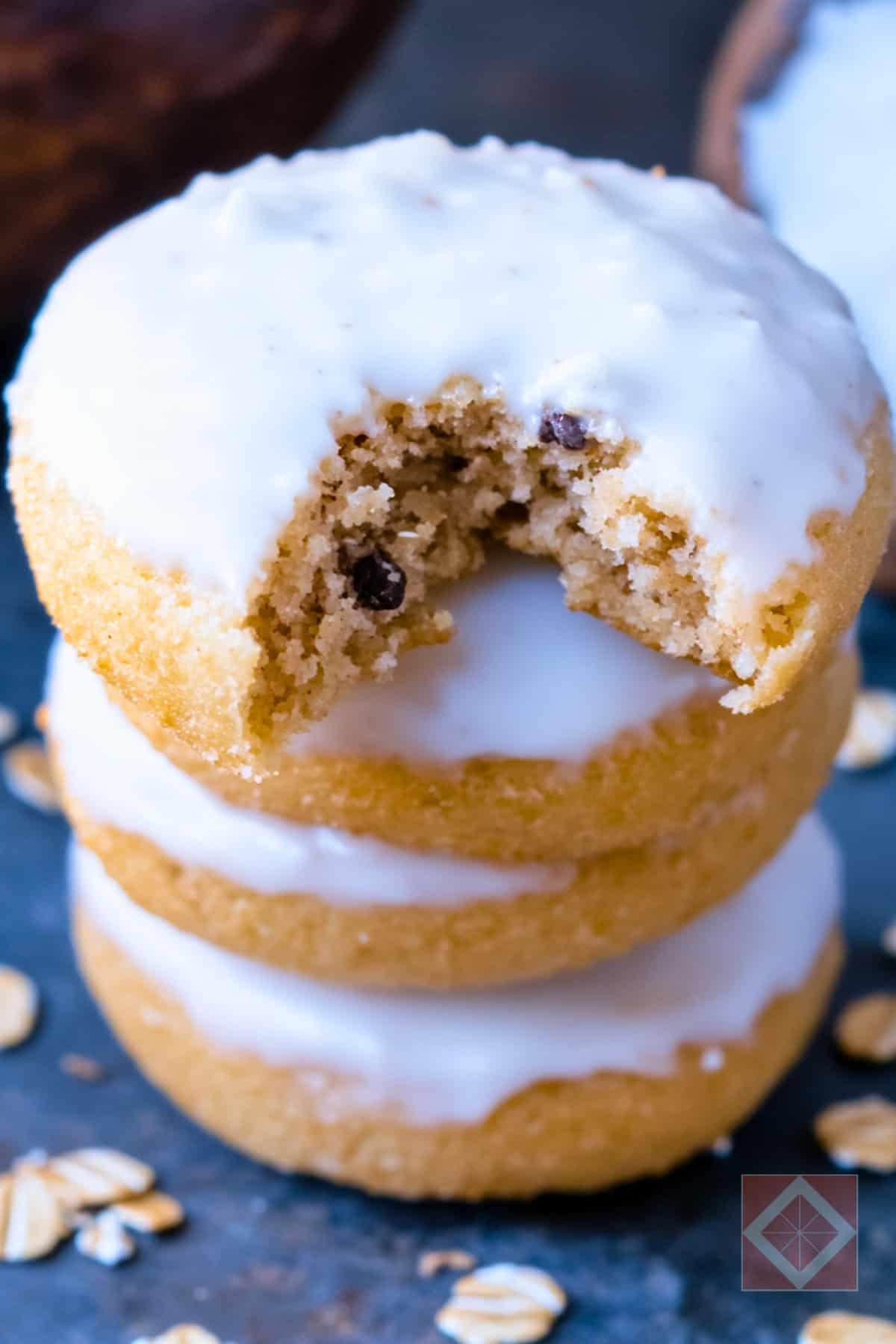 Healthy Protein Doughnuts Made in a Blender 3 Healthy Protein Doughnuts Made in a Blender - Fluffy Breakfast Doughnuts pin 1 midia