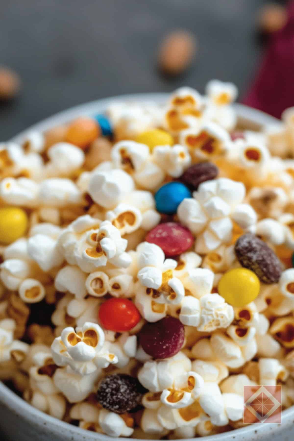 Movie Night Just Got Better with High-Protein Popcorn 2 Movie Night Just Got Better with High-Protein Popcorn - High Protein Popcorn pin 1 midia