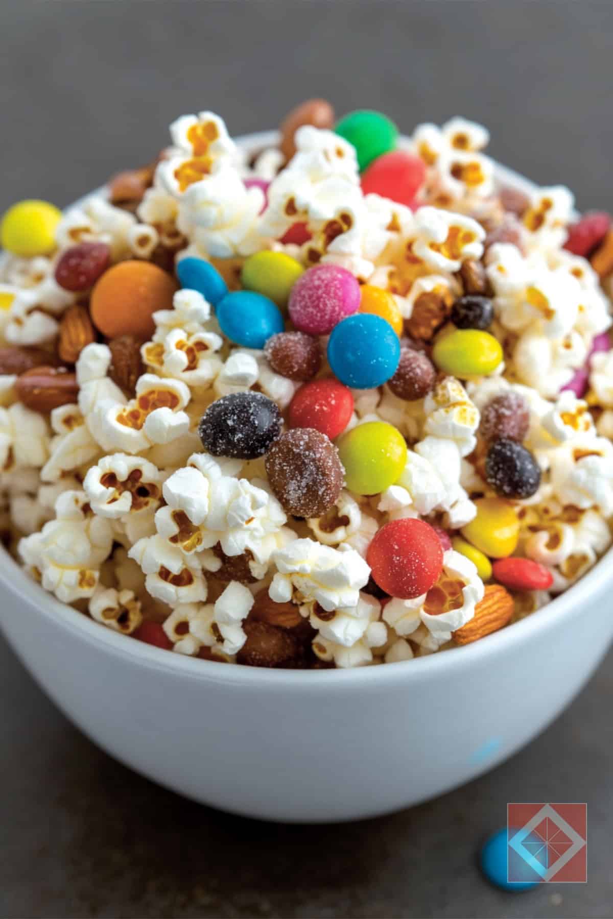 Movie Night Just Got Better with High-Protein Popcorn 3 Movie Night Just Got Better with High-Protein Popcorn - High Protein Popcorn pin 2 midia