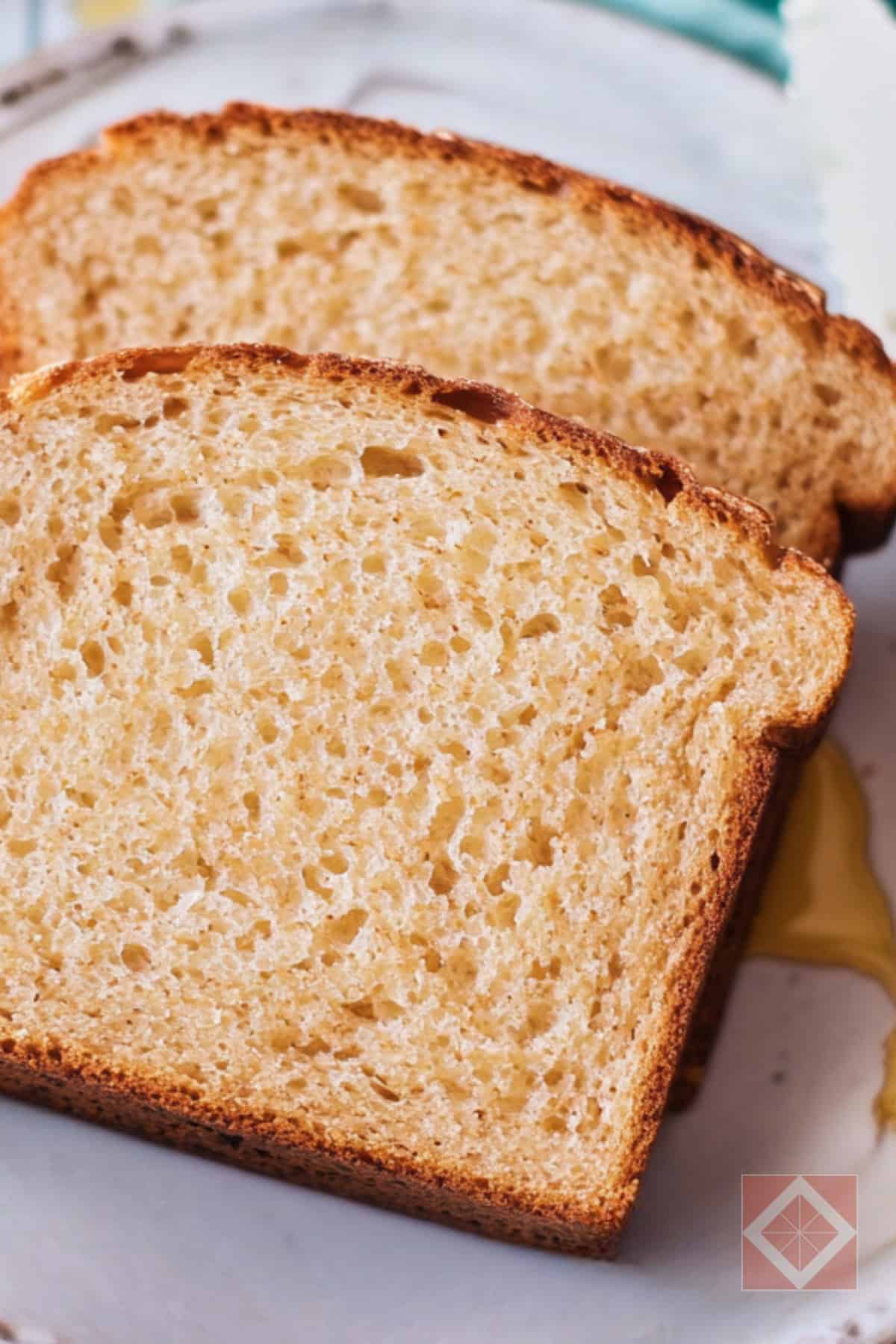 9 Classic Bakery Breads You Can Make in a Bread Machine 4 9 Classic Bakery Breads You Can Make in a Bread Machine - Honey Whole Wheat Bread pin 1 midia