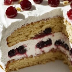 Lady Baltimore Cake: A Slice of 1910 Still Worth Baking 5 Lady Baltimore Cake: A Slice of 1910 Still Worth Baking - Lady Baltimore Cake midia