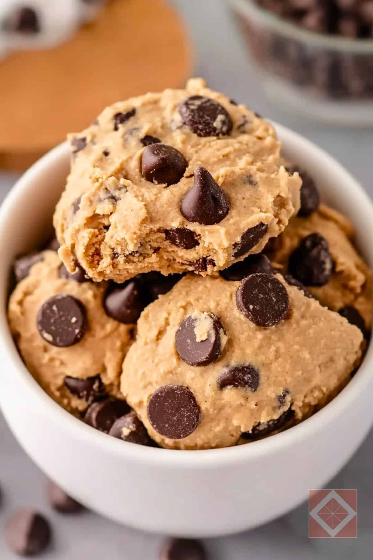 Protein Cookie Dough You Can Eat with a Spoon & Still Call It a Win 4 Protein Cookie Dough You Can Eat with a Spoon & Still Call It a Win - No Bake Protein Cookie Dough pin 2 midia