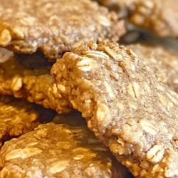 Wholesome Oat & Peanut Butter Dog Treats You Can Make in Minutes 7 Wholesome Oat & Peanut Butter Dog Treats You Can Make in Minutes - Oat Peanut Butter Dog Treats midia
