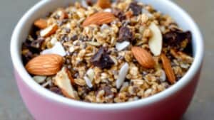 homemade paleo granola that tastes better than it should 1 homemade paleo granola that tastes better than it should - Paleo Granola midia
