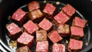 Air Fryer Ribeye Bites: The Carnivore Shortcut to Juicy, Crispy Steak 1 Air Fryer Ribeye Bites: The Carnivore Shortcut to Juicy, Crispy Steak - Ribeye Cubes midia