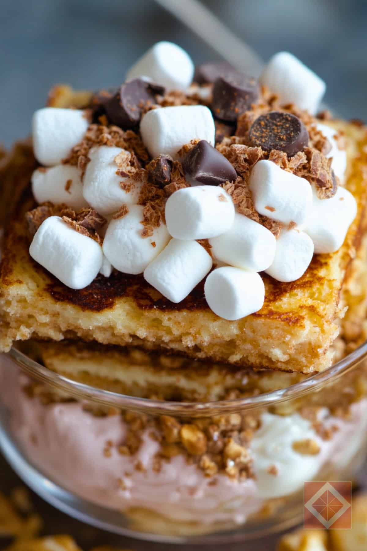 High-Protein Deconstructed S’mores French Toast 5 High-Protein Deconstructed S’mores French Toast - Smores French Toast pin 2 midia