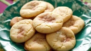 You’ve Probably Never Tried These Soft Sour Cream Cookies—But Grandma Did 1 You’ve Probably Never Tried These Soft Sour Cream Cookies—But Grandma Did - Sour Cream Cookies midia