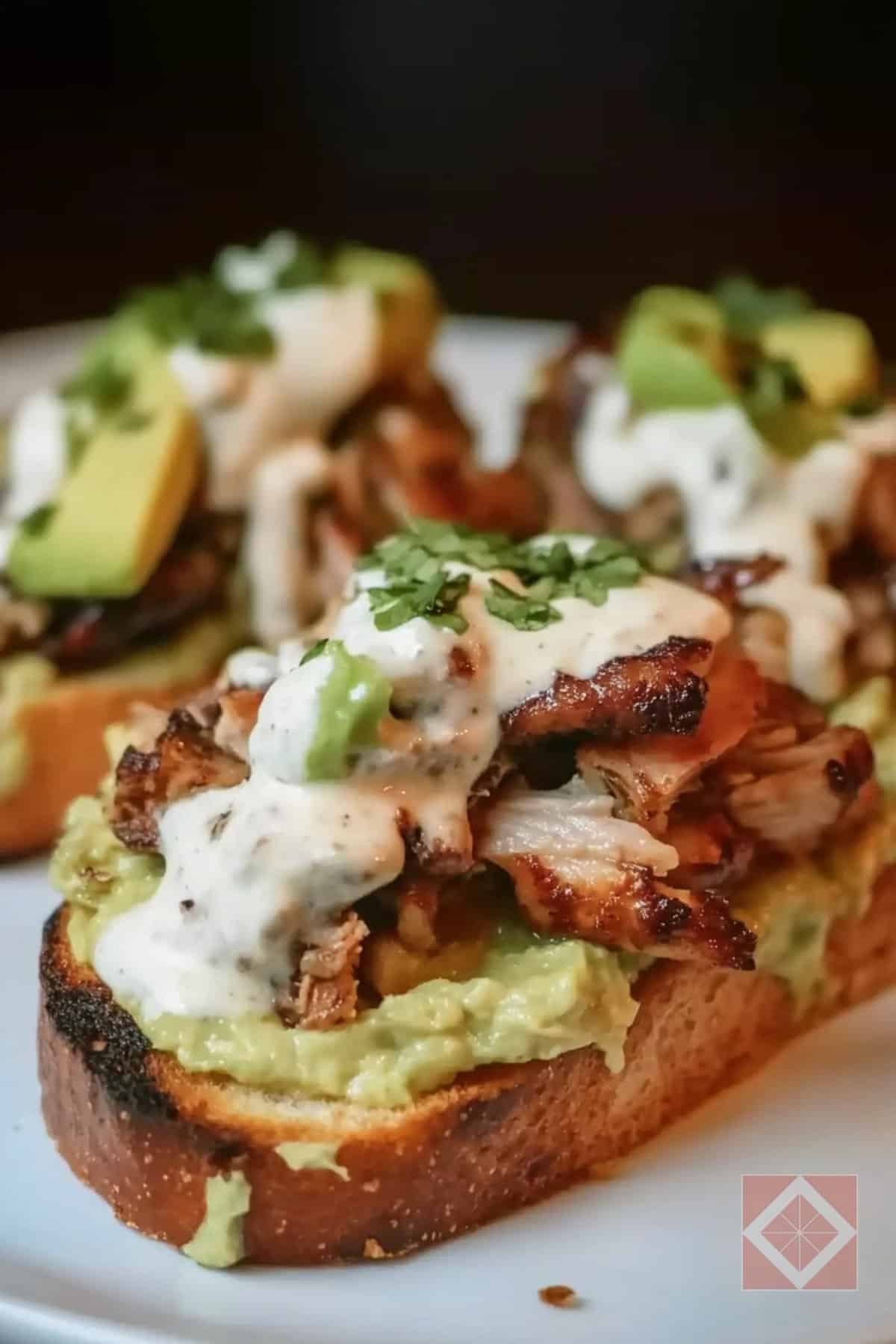 Southern Avocado Toast with Smoked Chicken & Cheese - Southern Avocado Toast With Smoked Chicken Cheese pin 1 midia