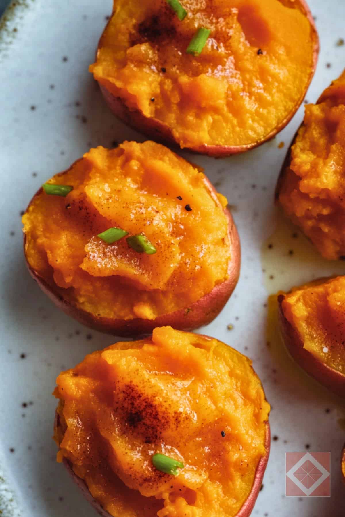 Southern-Style Soul Food Sweet Potatoes & Apples 3 Southern-Style Soul Food Sweet Potatoes & Apples - Southern Style Soul Food Sweet Potatoes Apples pin 2 midia