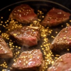 Steak Tips with Garlic Butter Air Fryer Recipe for a Hassle-Free Carnivore Meal 5 Steak Tips with Garlic Butter Air Fryer Recipe for a Hassle-Free Carnivore Meal - Steak Tips with Garlic Butter midia