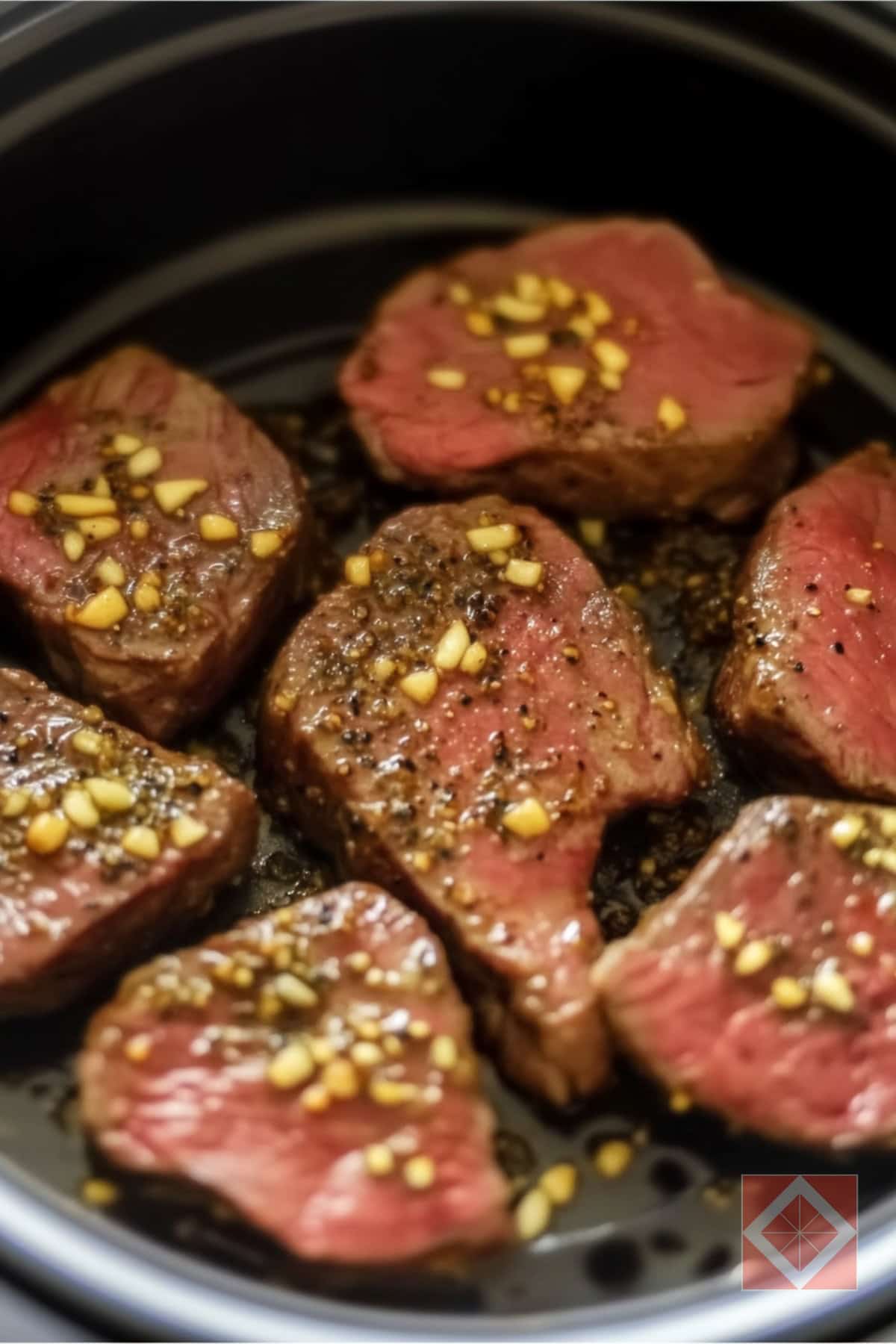 Steak Tips with Garlic Butter Air Fryer Recipe for a Hassle-Free Carnivore Meal 4 Steak Tips with Garlic Butter Air Fryer Recipe for a Hassle-Free Carnivore Meal - Steak Tips with Garlic Butter pin 2 midia