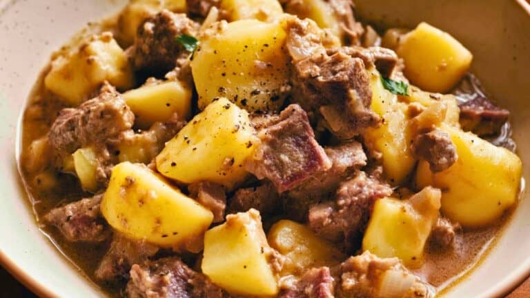 Easy Stobhach Gaedhealach (Irish Stew) Recipe for Family Dinner 3 Easy Stobhach Gaedhealach (Irish Stew) Recipe for Family Dinner - Stobhach Gaedhealach Irish Stew midia