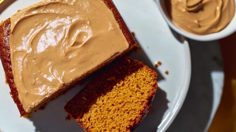 The Sweet & Spiced Magic of 1950 Tomato Soup Cake 1 The Sweet & Spiced Magic of 1950 Tomato Soup Cake - Sweet Spiced Magic of Tomato Soup Cake midia