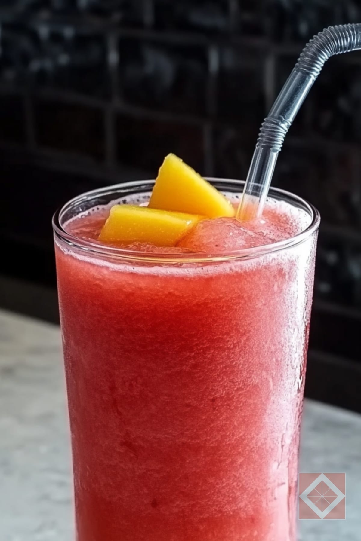 White Claw TikTok Recipe for Lazy Summer Days 3 White Claw TikTok Recipe for Lazy Summer Days - 3 Ingredient White Claw Slushie pin 1 midia