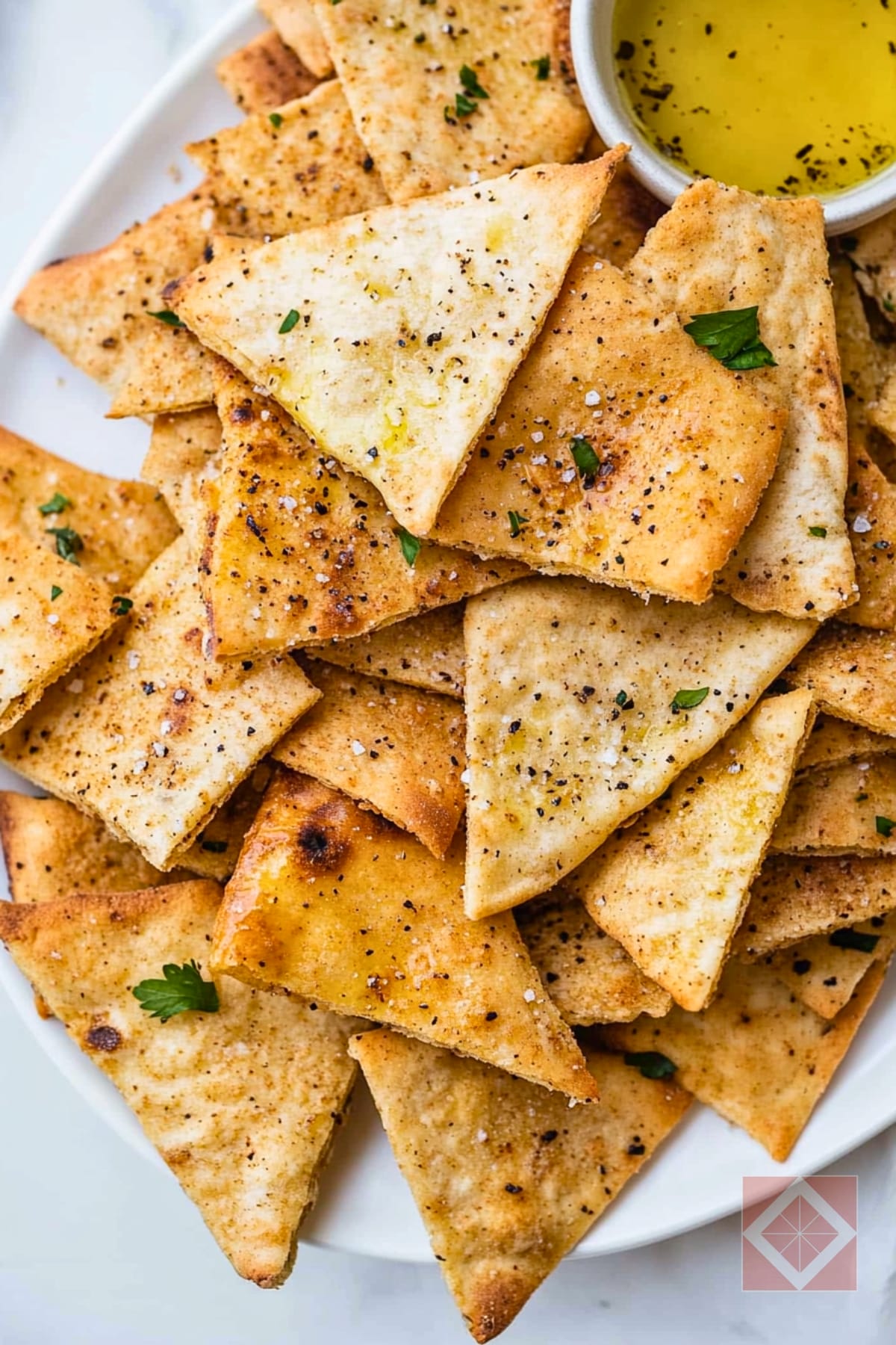 Golden Baked Pita Chips You Can’t Stop Snacking On 4 Golden Baked Pita Chips You Can’t Stop Snacking On - Baked Pita Chips pin 2 midia
