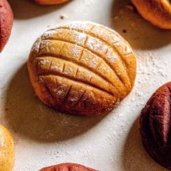 Conchas Bread Recipe With the Crispy Cookie Top 4 Conchas Bread Recipe With the Crispy Cookie Top - Conchas Bread midia