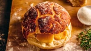 Dutch Crunch Rolls: Bakery-Style Crunchy Rolls at Home 1 Dutch Crunch Rolls: Bakery-Style Crunchy Rolls at Home - Dutch Crunch Rolls Bread midia