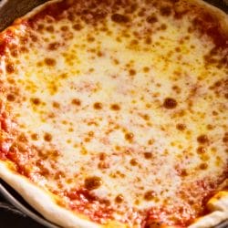 Best Cheese Pizza to Try If You Cook for Two 5 Best Cheese Pizza to Try If You Cook for Two - Easy Skillet Cheese Pizza midia