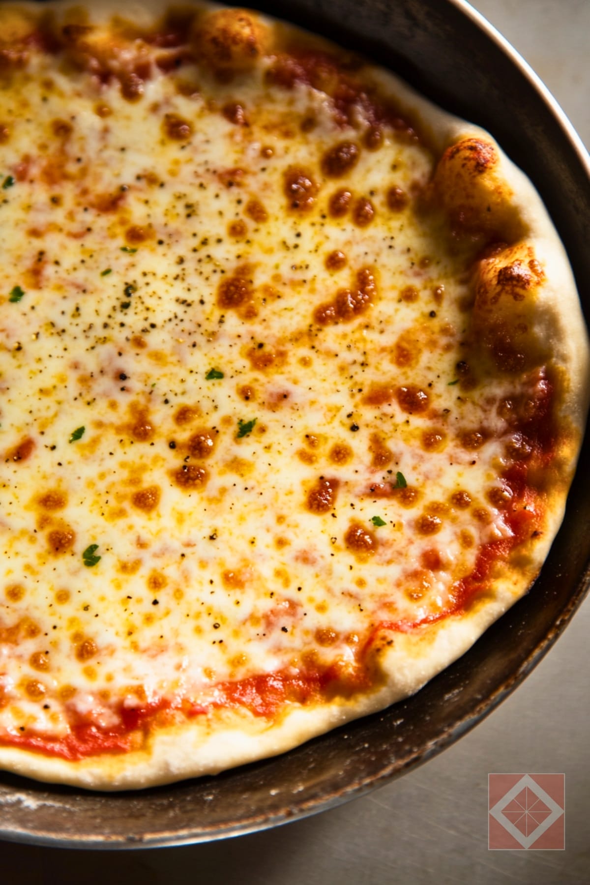 Best Cheese Pizza to Try If You Cook for Two 3 Best Cheese Pizza to Try If You Cook for Two - Easy Skillet Cheese Pizza pin 1 midia